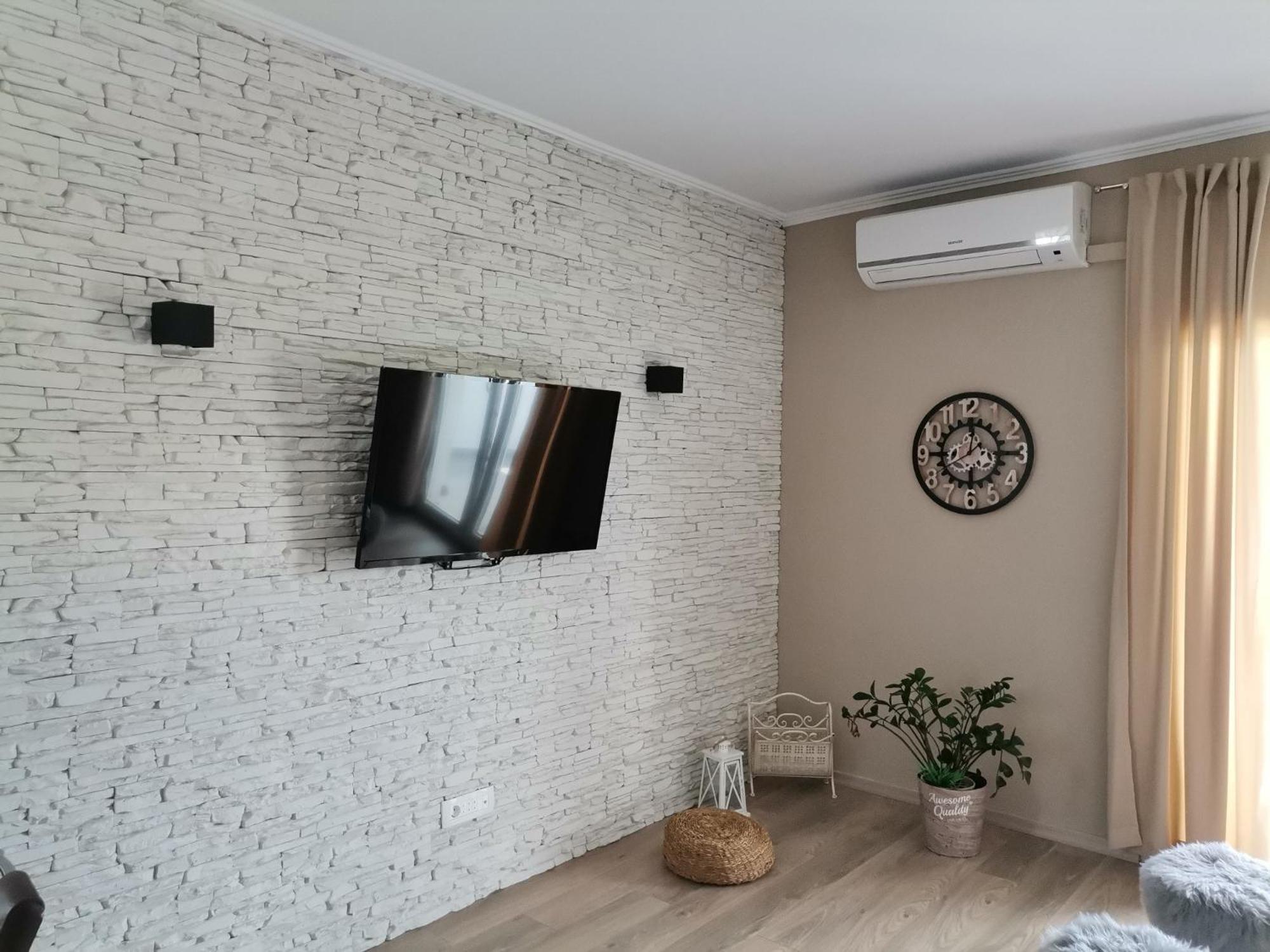 Family Friendly Apartments With A Swimming Pool Supetarska Draga - Donja, Rab - 2019 Стая снимка