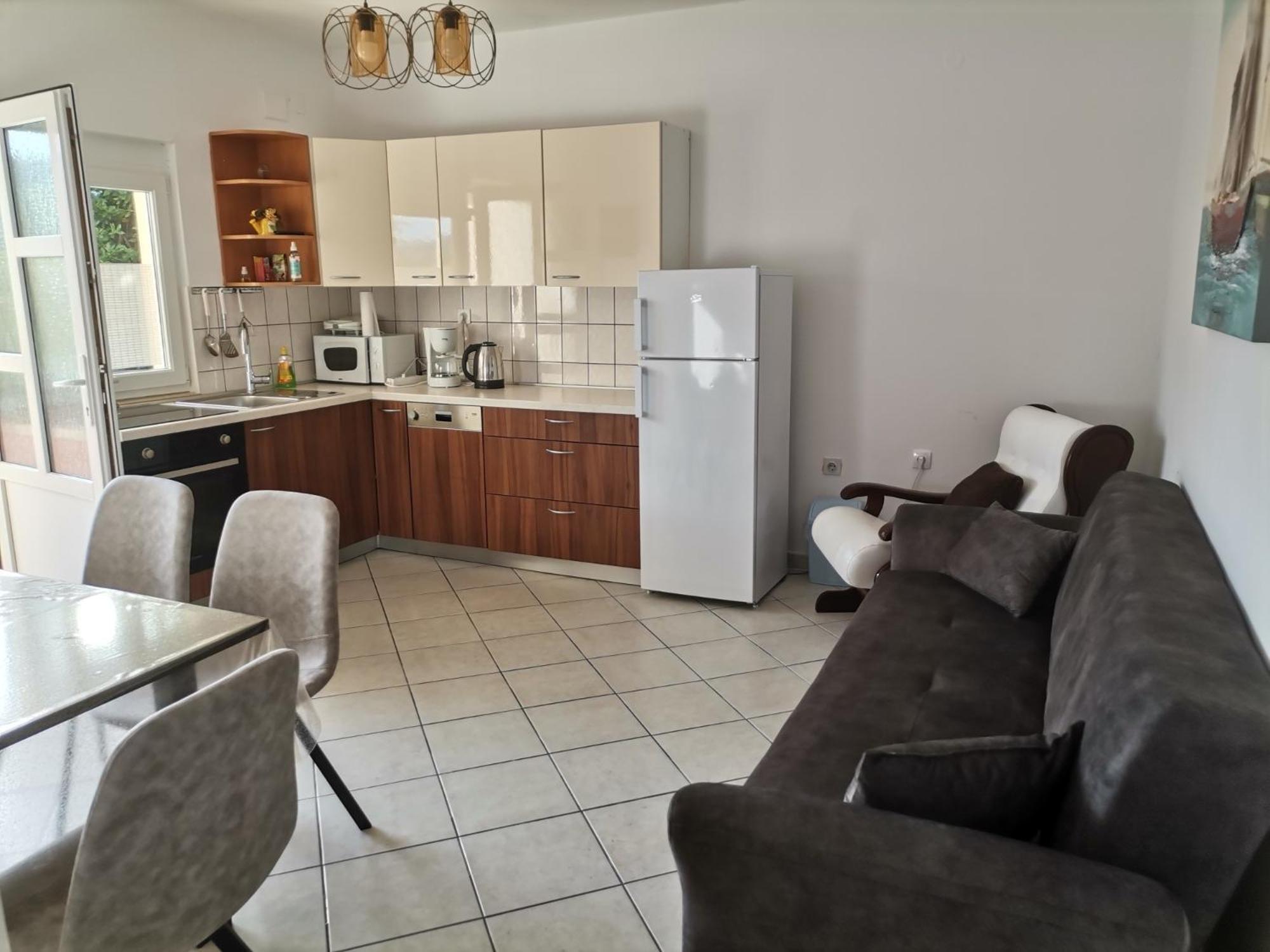 Family Friendly Apartments With A Swimming Pool Supetarska Draga - Donja, Rab - 2019 Стая снимка